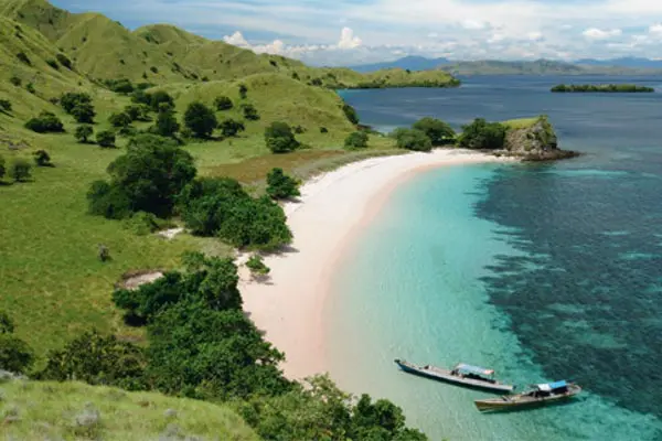 Southeast Asia / Indonesia Yacht Charters